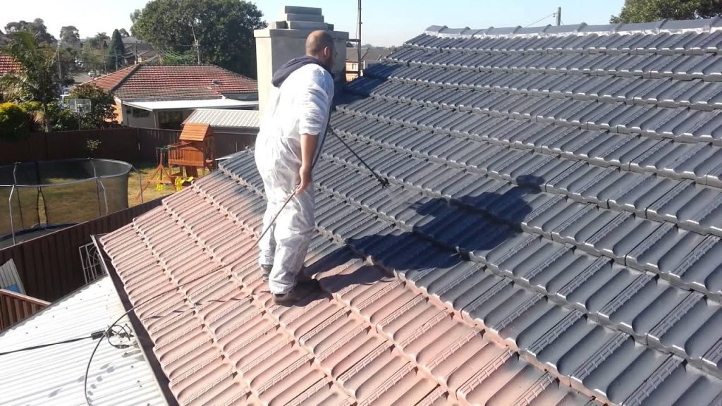 Peinture tuiles terre cuite : guide et conseils pratiques